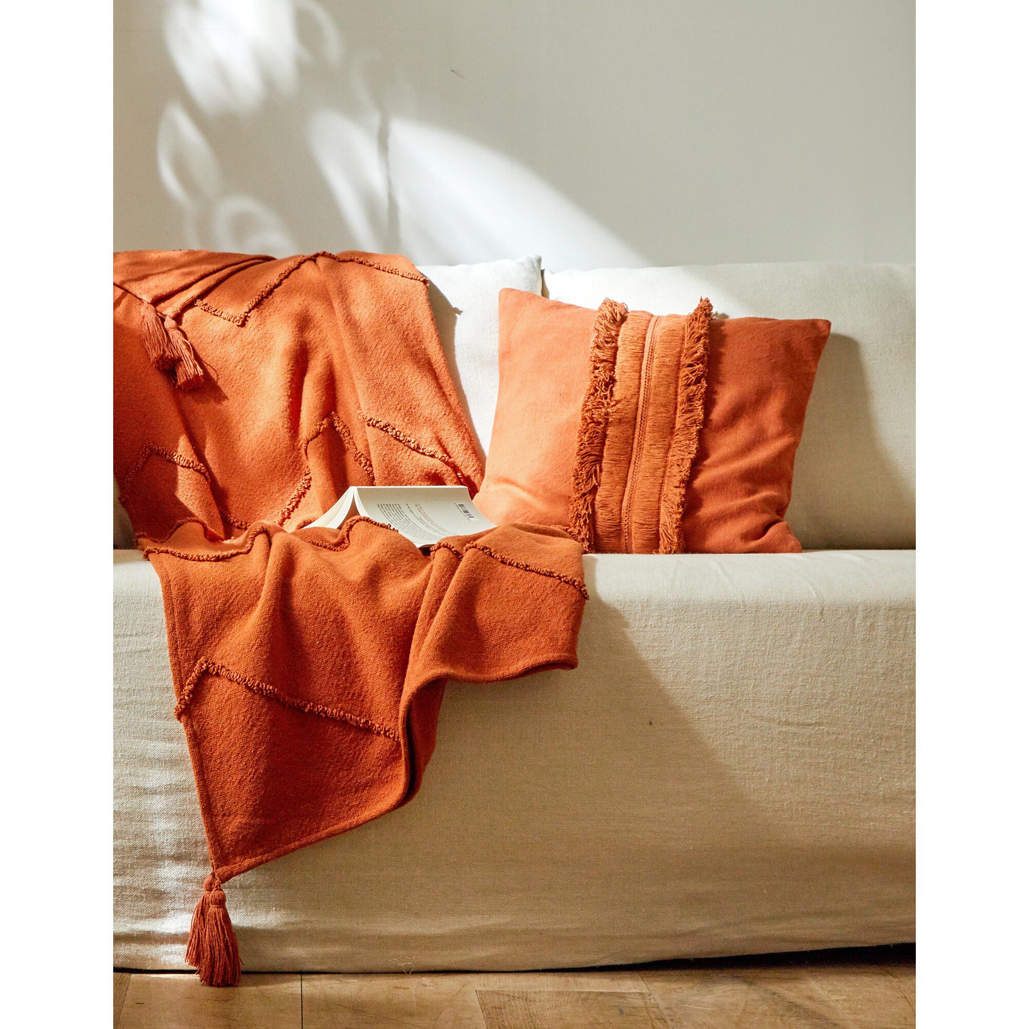 Coussin avec galon franges