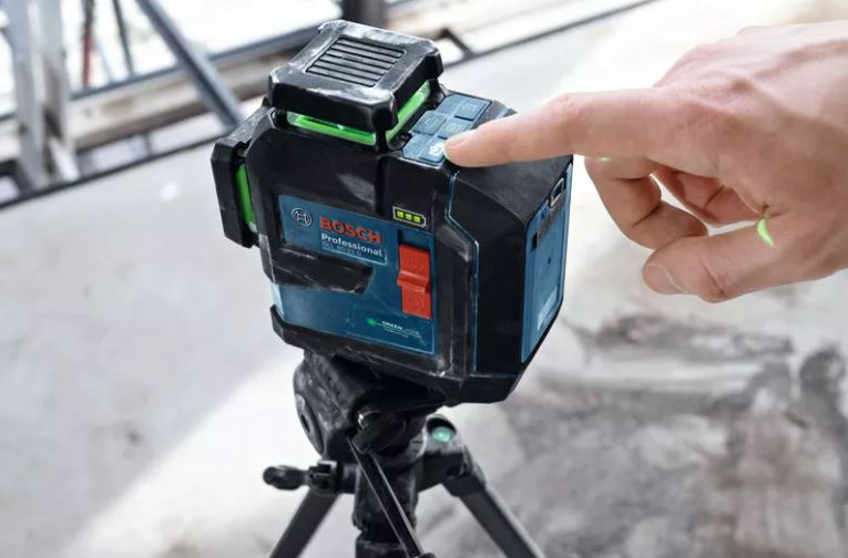 Laser à lignes croisées professionnel Bosch Blue 0601065500 GLL 80-33 G