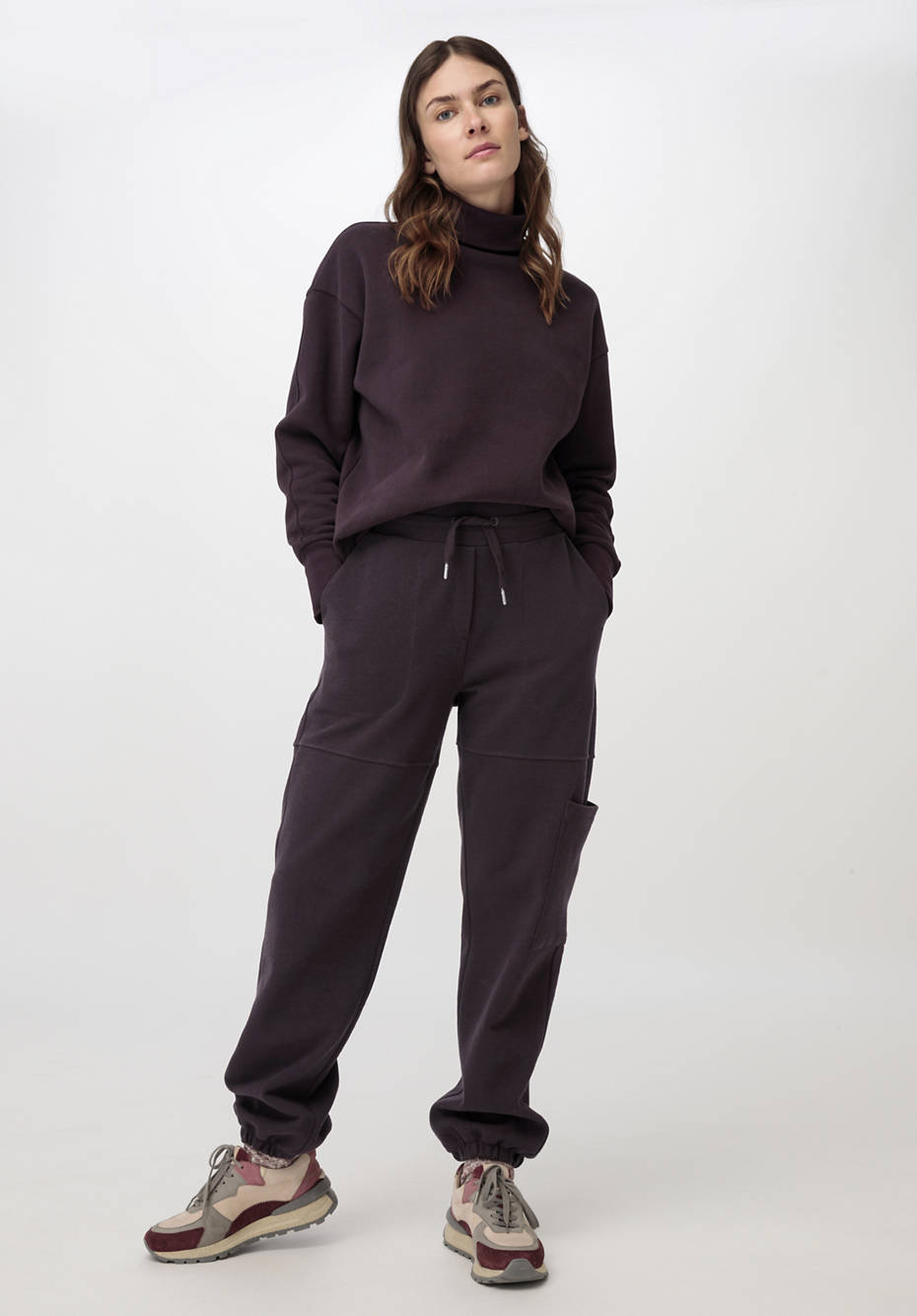 Hose cropped Betterrecycling aus Bio-Baumwolle
