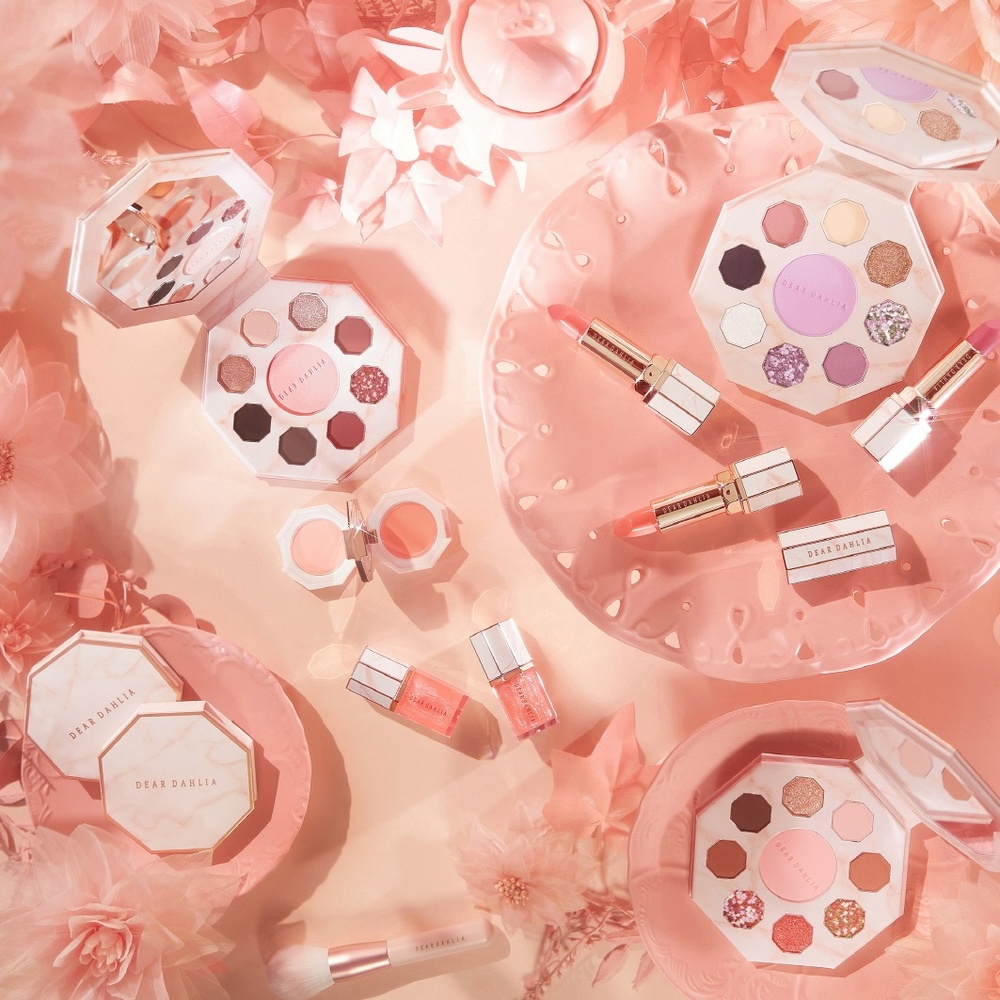 dear dahlia Blooming Edition Secret Garden Palette Palette d'ombres à paupières & blush
