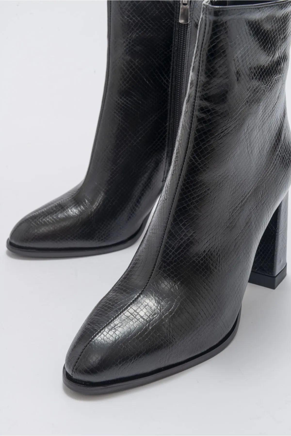 LuviShoes  Jewel Black Print Damen-Stiefel mit Absatz