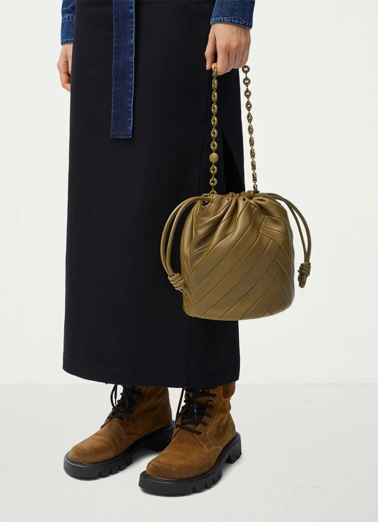 LOEWE Flamenco μεσαίου μεγέθους τσάντα ώμου από δέρμα αρνιού