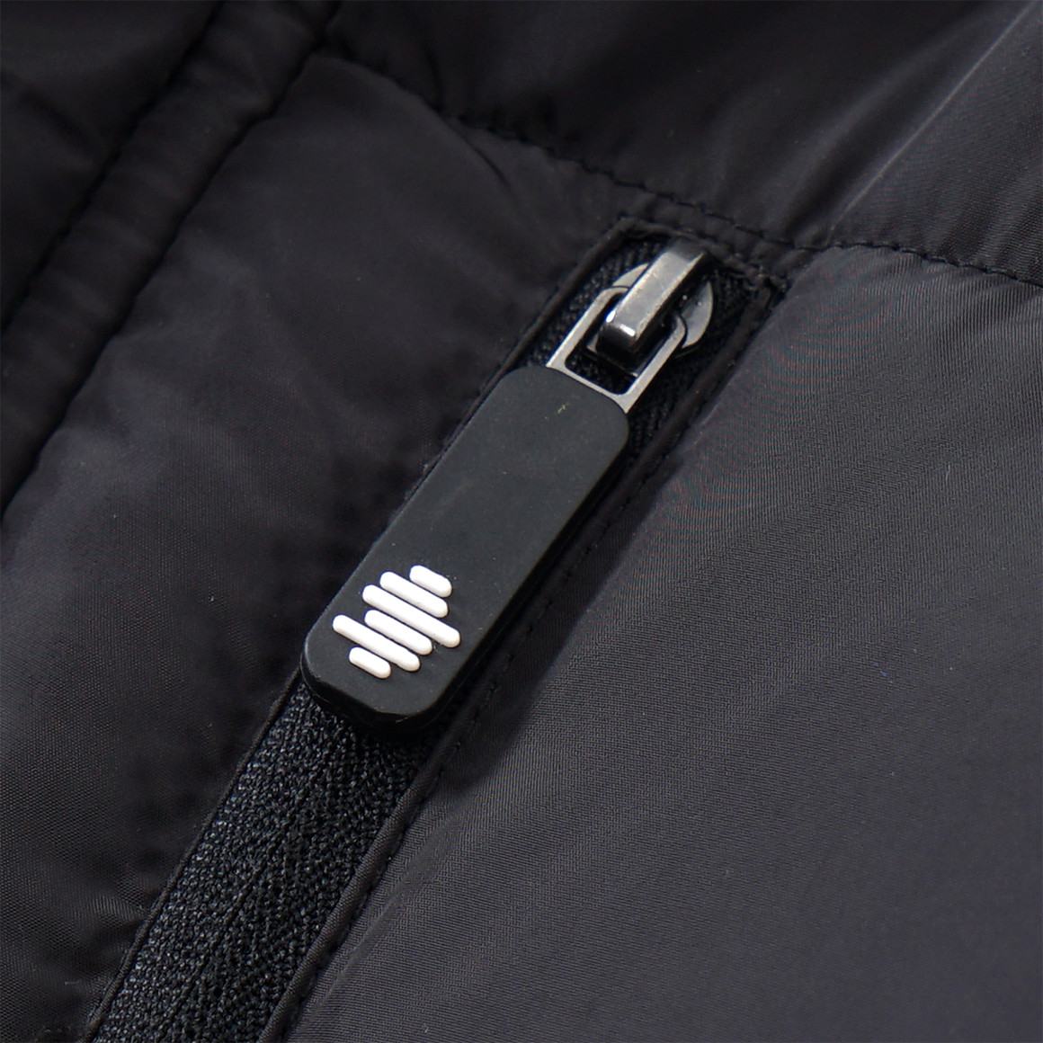 Jungen Steppjacke mit abnehmbarer Kapuze