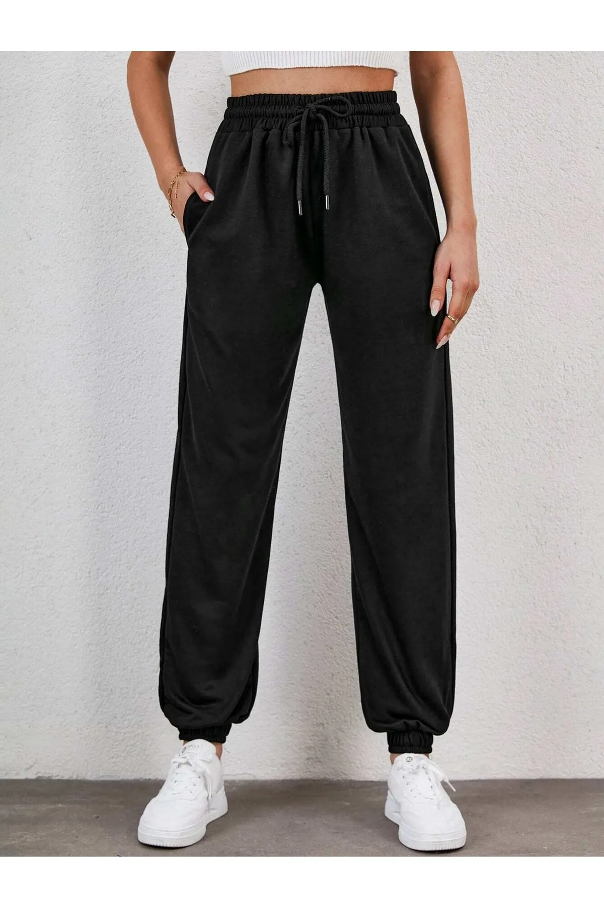 armonika  Schwarze Damen-Jogginghose mit elastischem Bund und Beintaschen Arm-22Y024062