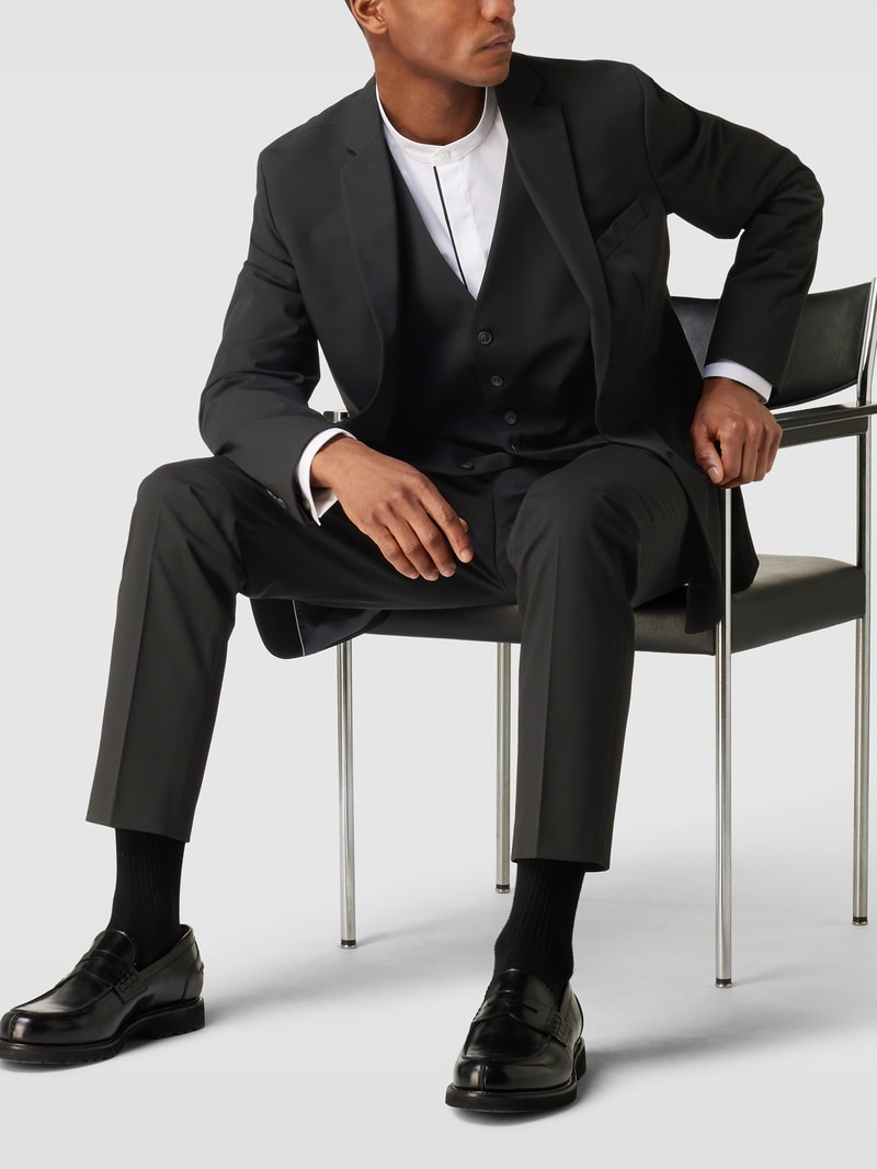 Slim Fit 2-Knopf-Sakko mit Pattentaschen in schwarz
