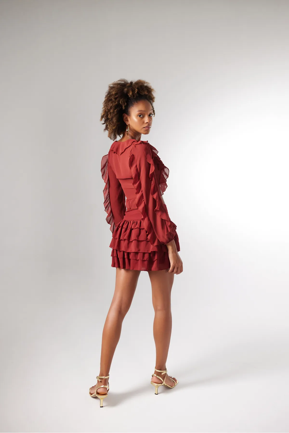 HOLLY LOLLY  Taillengebundener Mini-Elsa-Rock mit Volant, Braun