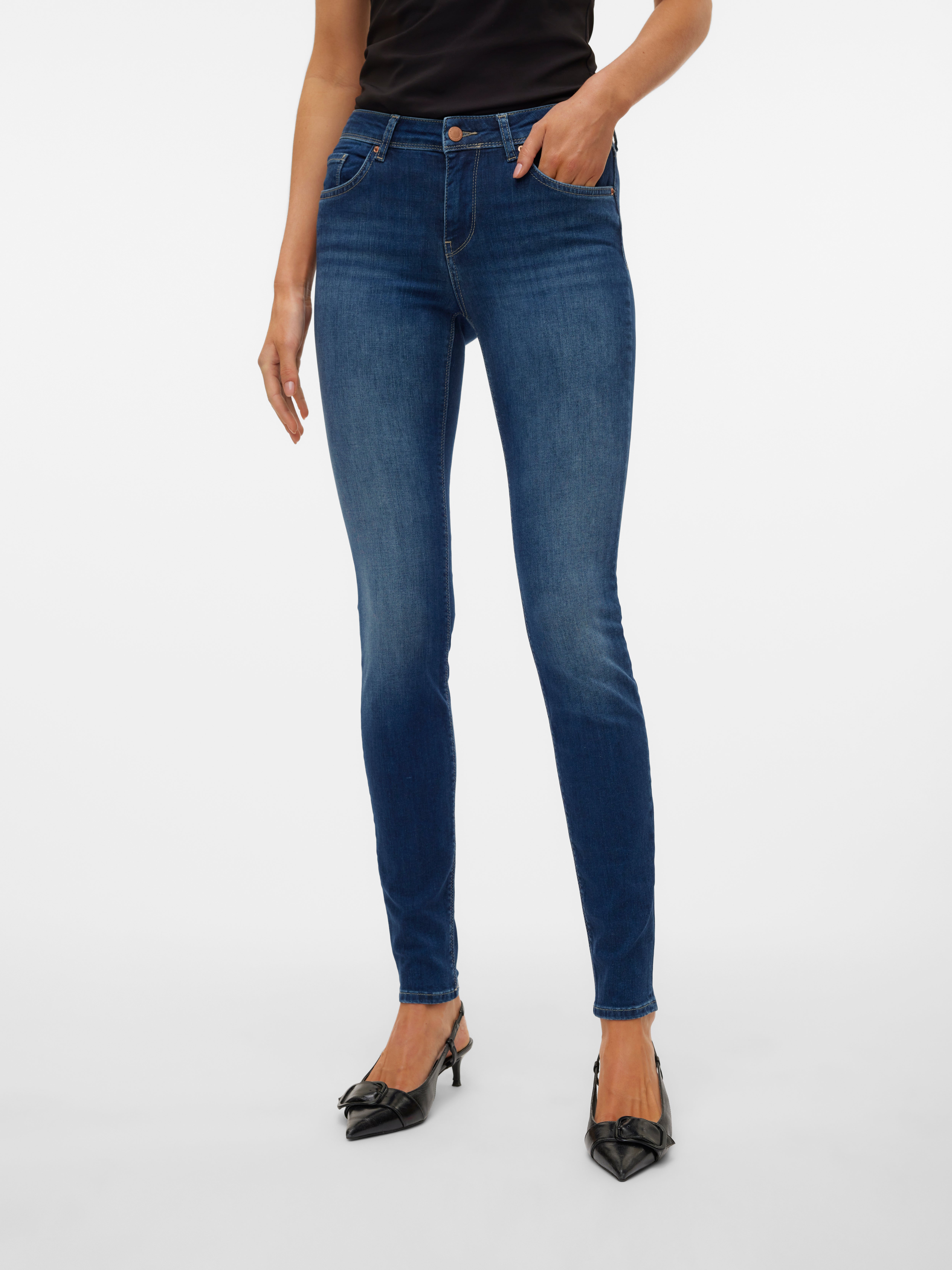 VMLUX Mid Rise Slim Fit Jeans