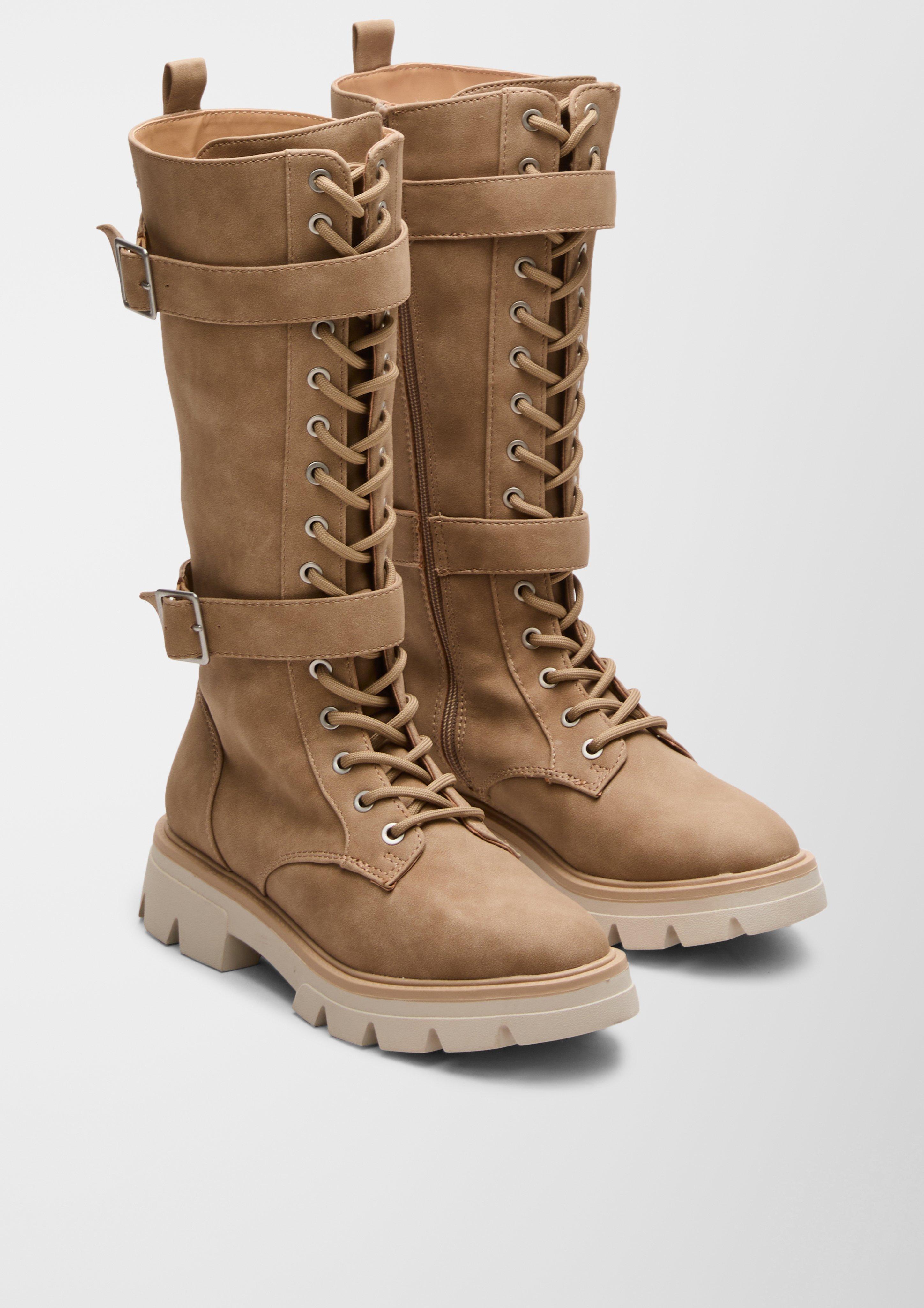 Stiefel mit Dornschließen  101.207.101.26604-440
