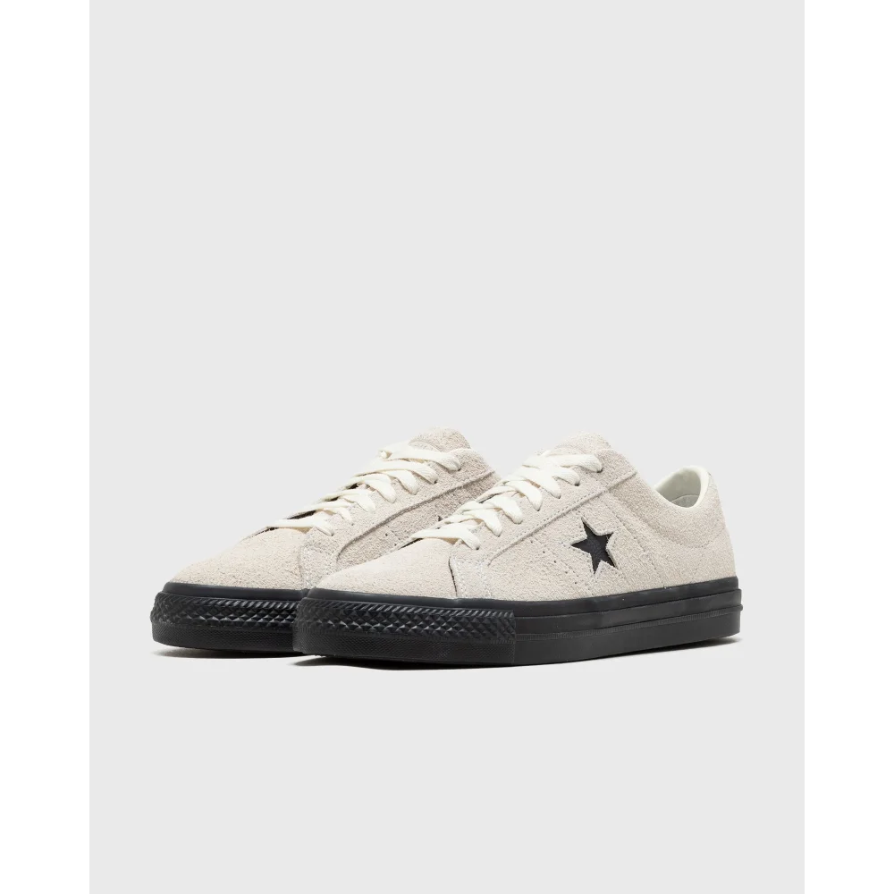 Converse One Star Pro Suede A04609C / schwarz