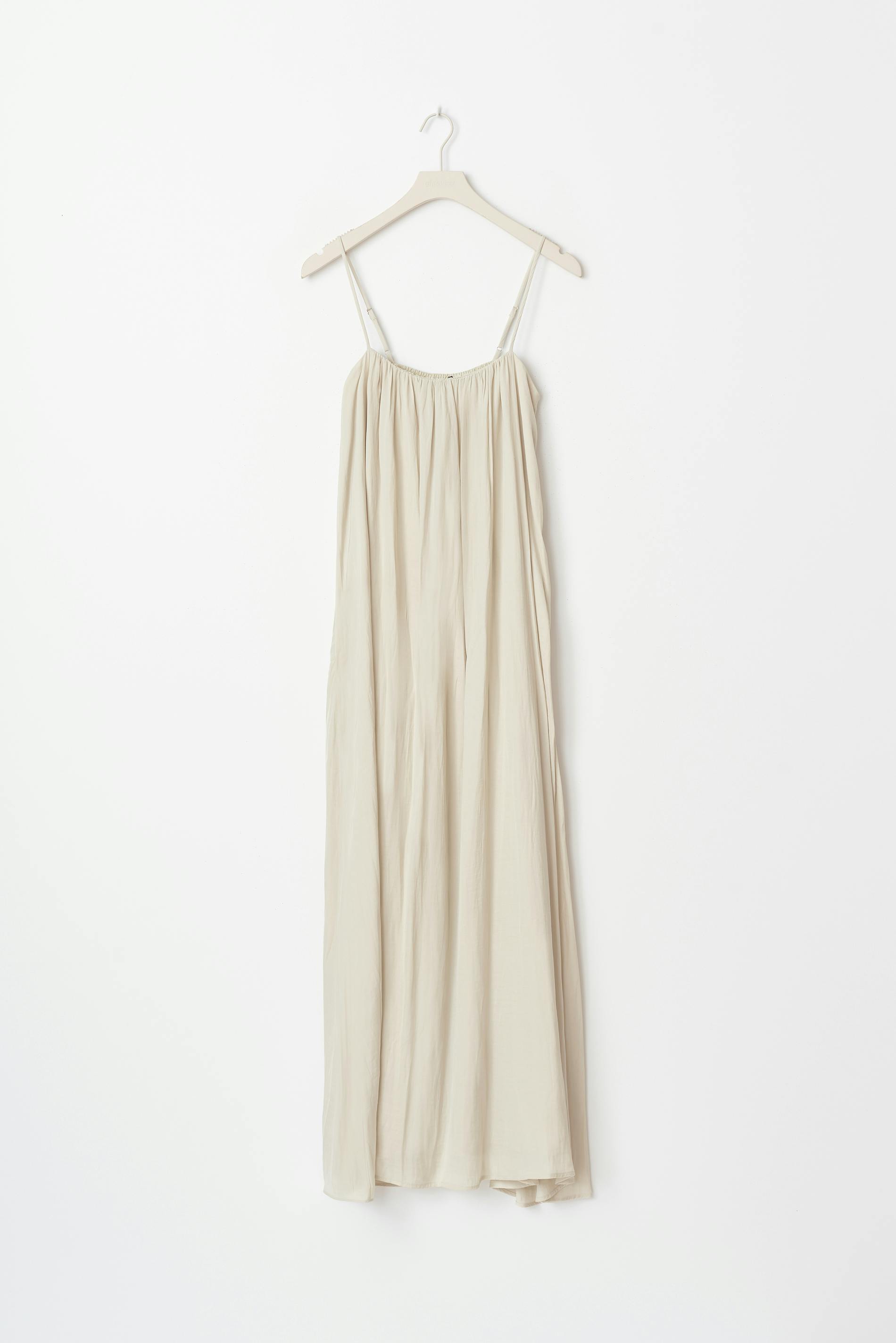 Petite flowy maxi dress