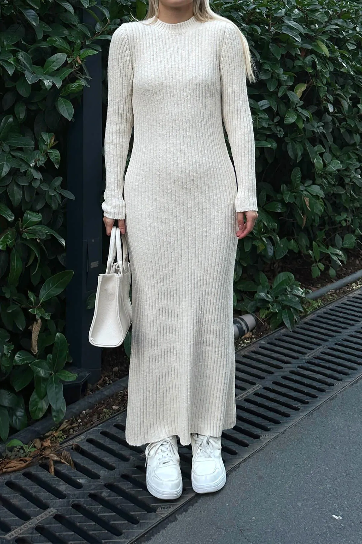 Swist  Kleid - Beige - Basic