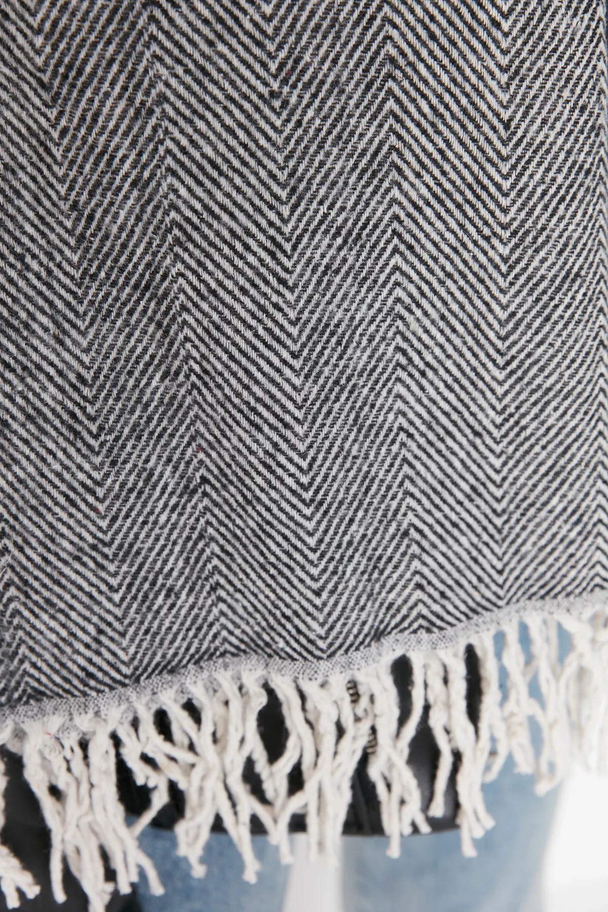 Trendyol Collection  Schwarzer Damenschal TWOAW22AT0036