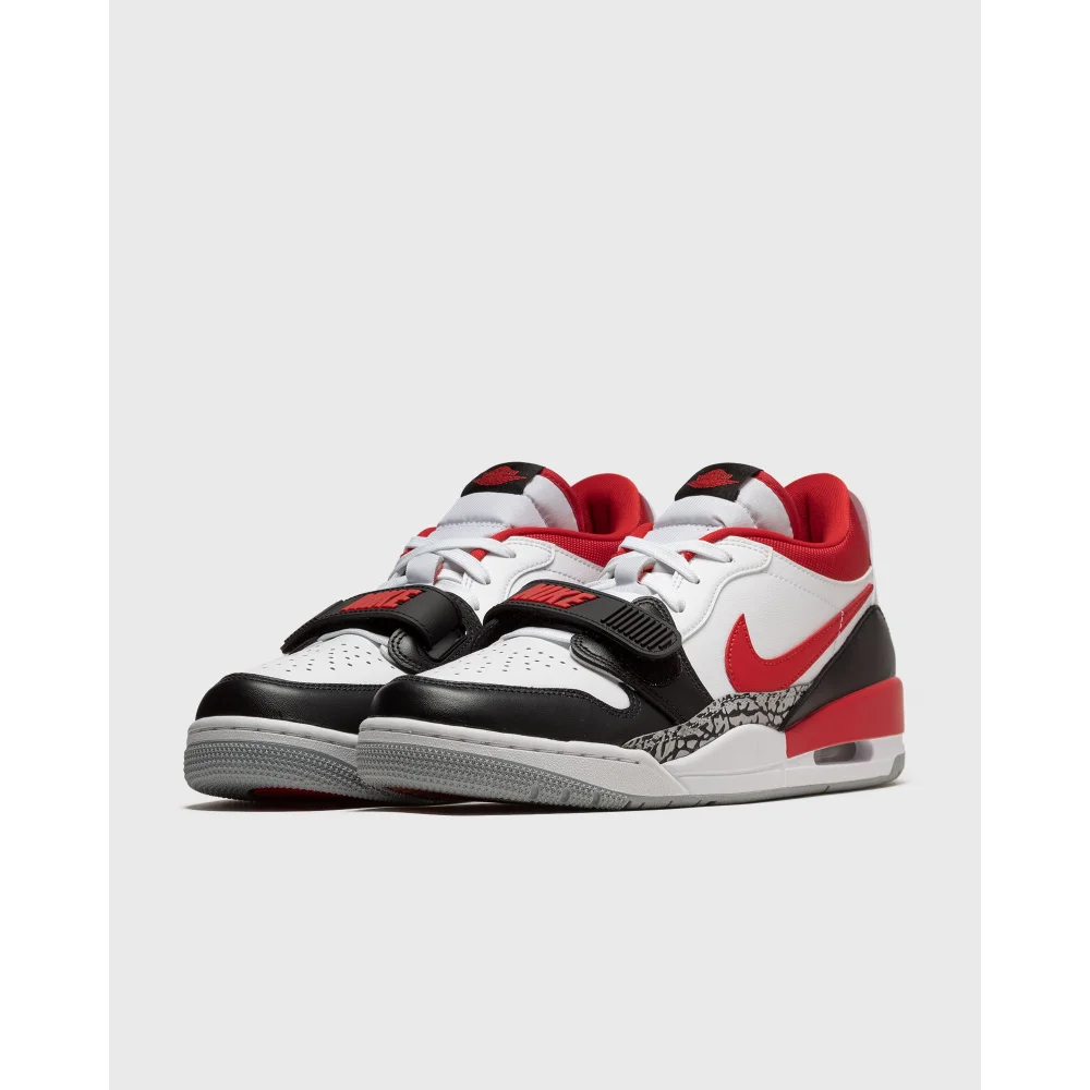 NIKE JORDAN Air Legacy 312 Low CD7069-160 / weiss