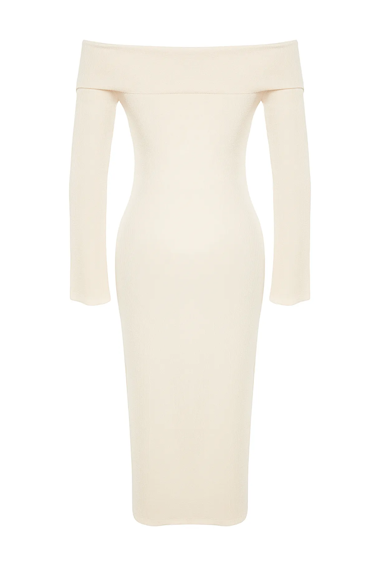 Trendyol Collection  Beiges tailliertes, geripptes, weich strukturiertes Midi-Bleistiftkleid aus flexiblem Strick mit Carmen-Kragen TWOAW24EL00803