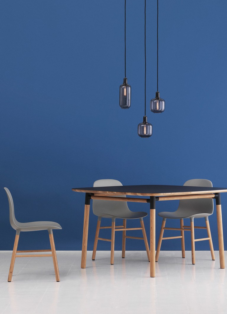 Scaun Form Normann Copenhagen cu picioare din stejar