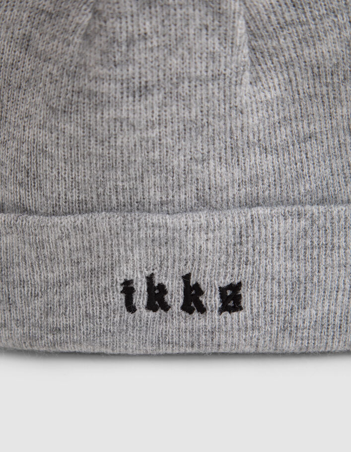 Bonnet gris tricot brodé découpe masque bébé garçon
