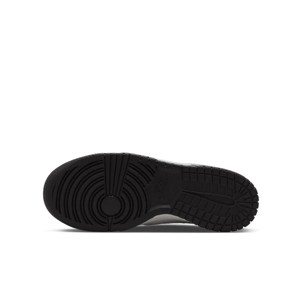 Nike Dunk Low Next Nature GS FD0689 001 / schwarz
