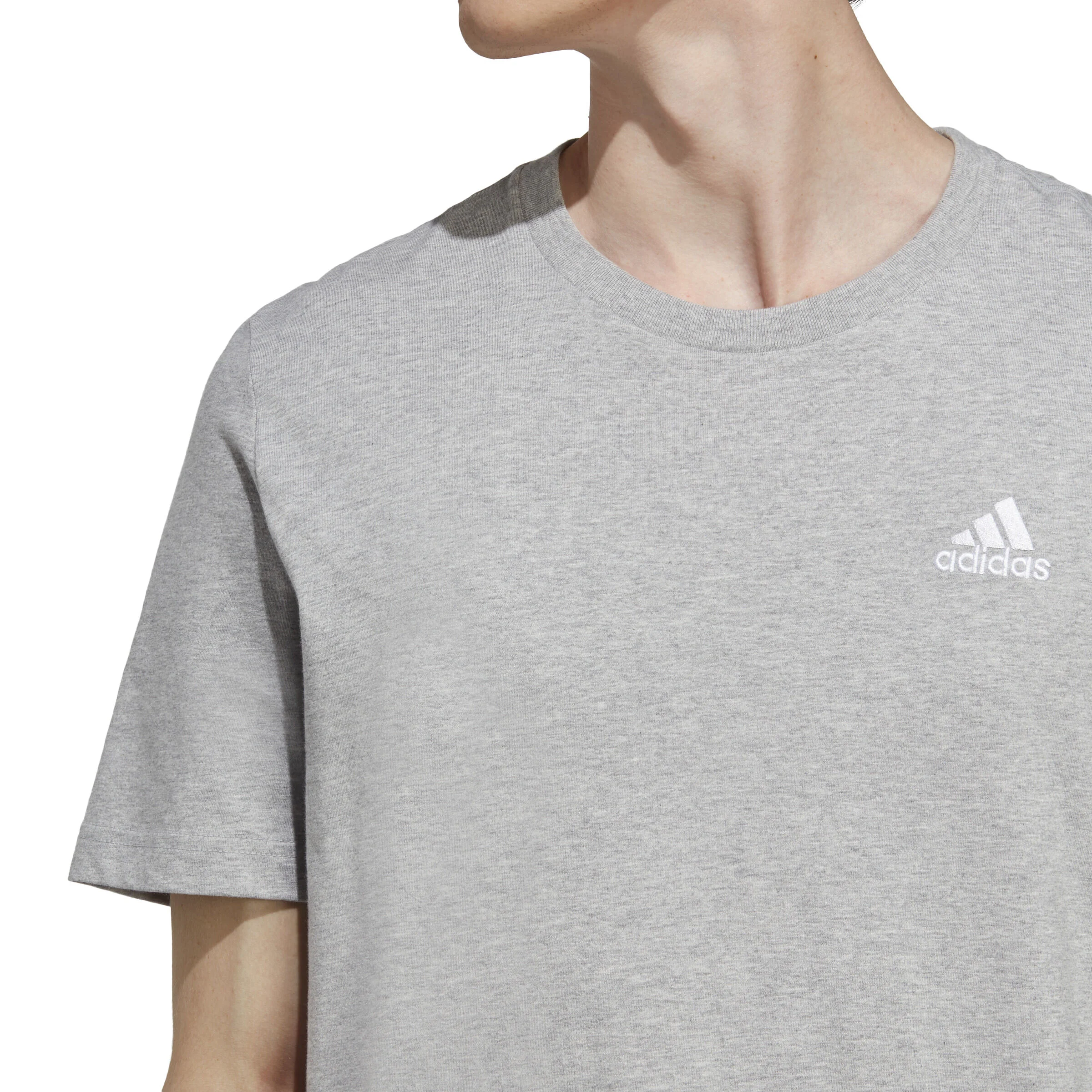 Essentials Single Jersey Embroidered Small Logo T-Shirt Herren - Hellgrau