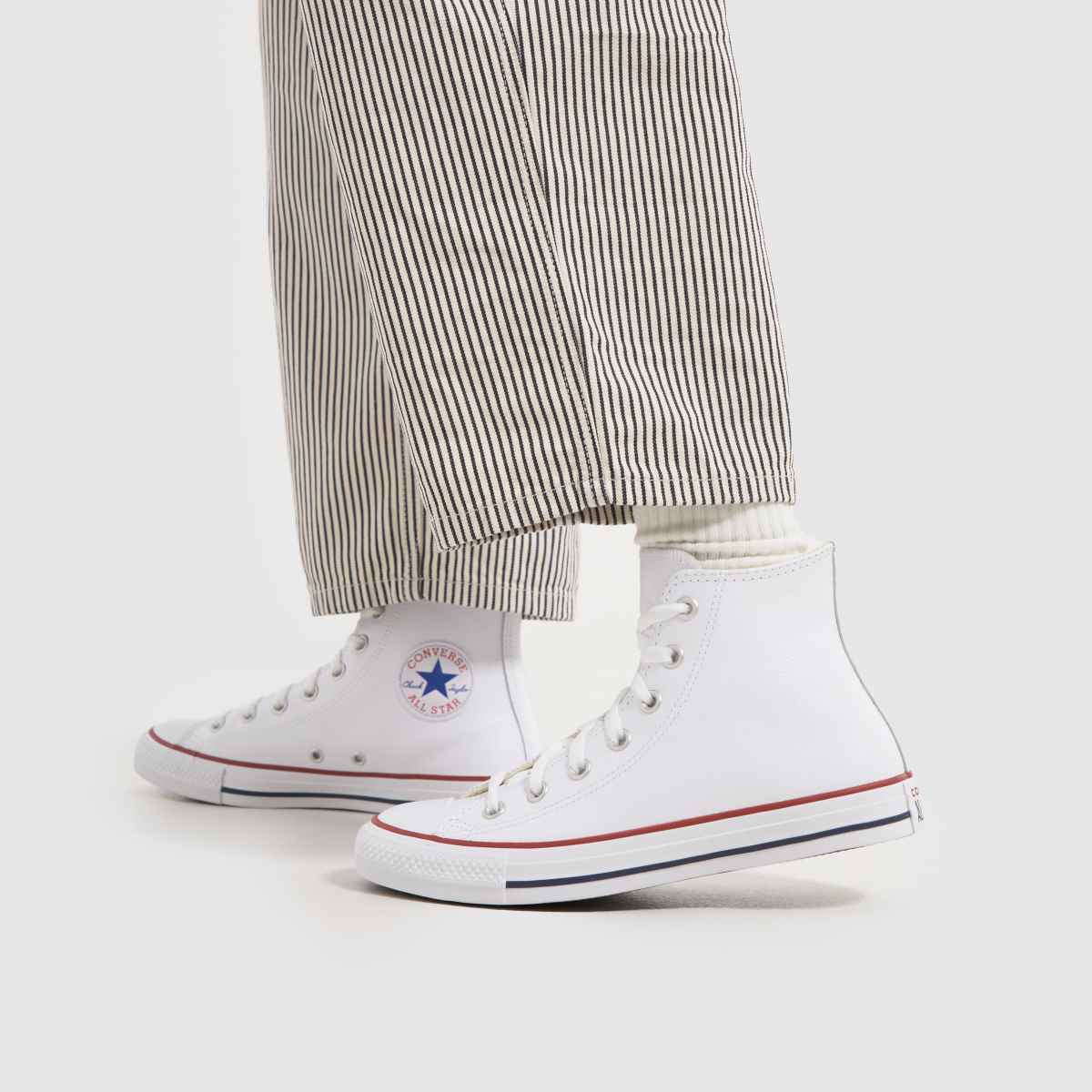 Converse All Star höga sneakers i vitt och rött