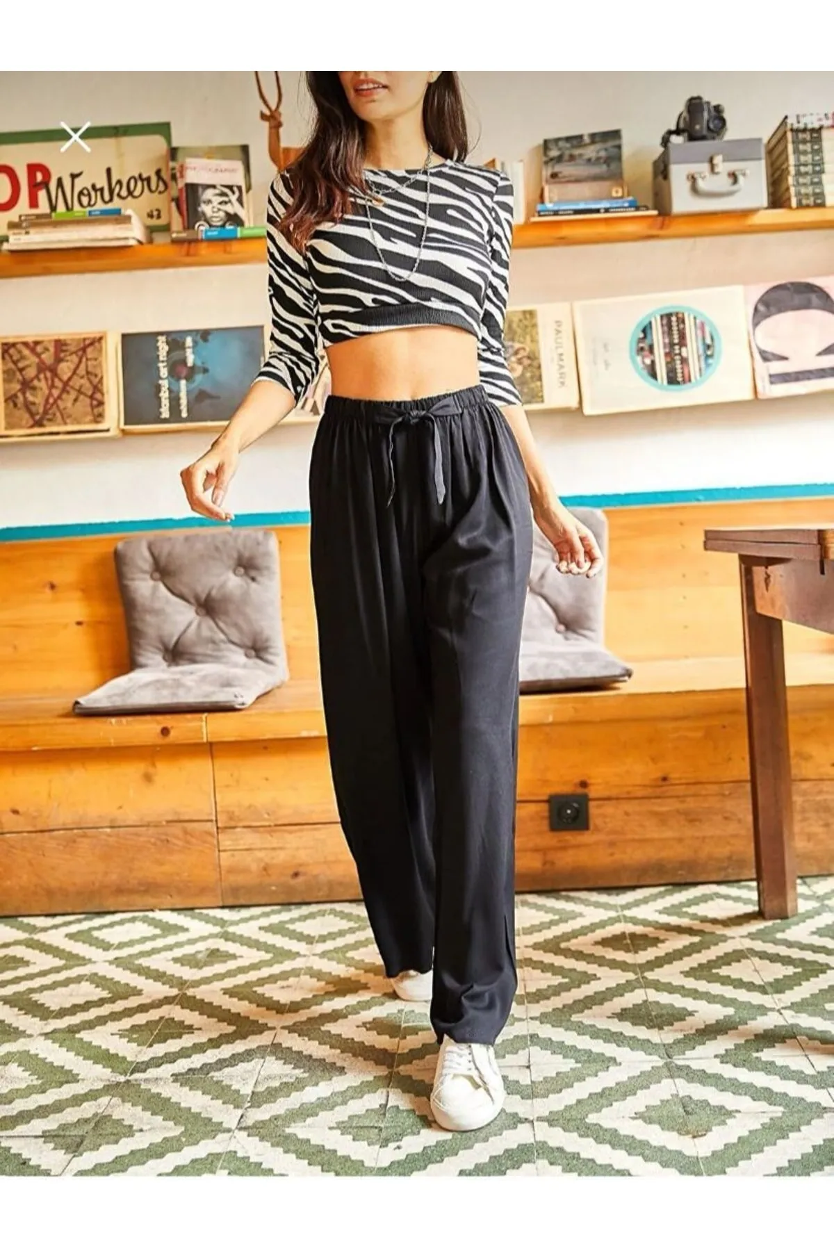 Olalook  Schwarze Palazzo-Hose aus gewebtem Viscon für Damen mit Gürtel PNT-19000169