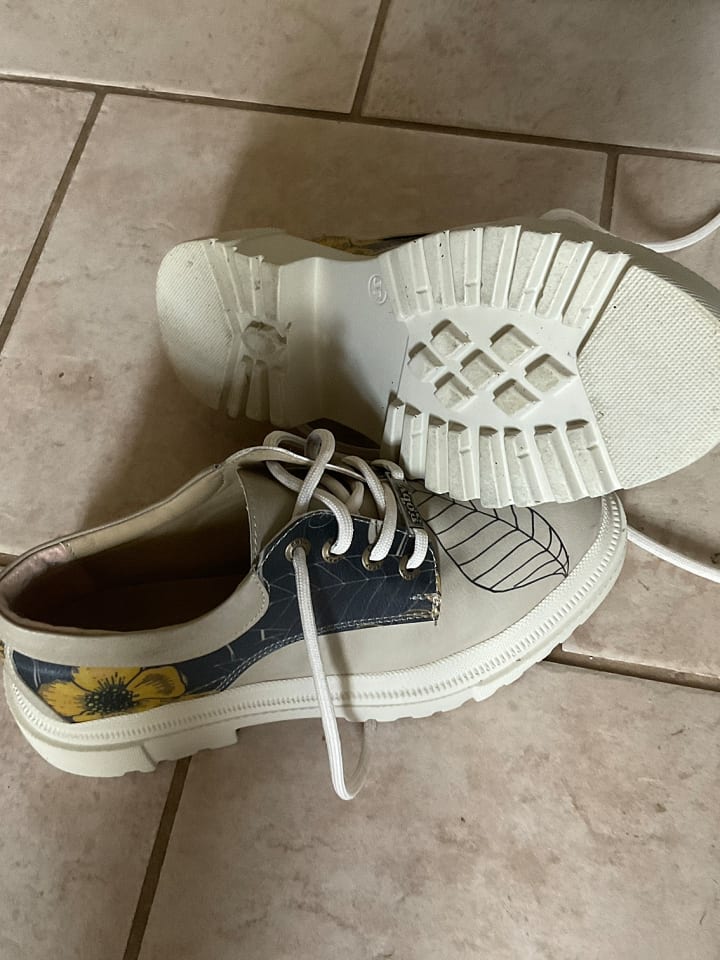 Goby Schnürschuhe in Beige/ Dunkelblau günstig kaufen 37