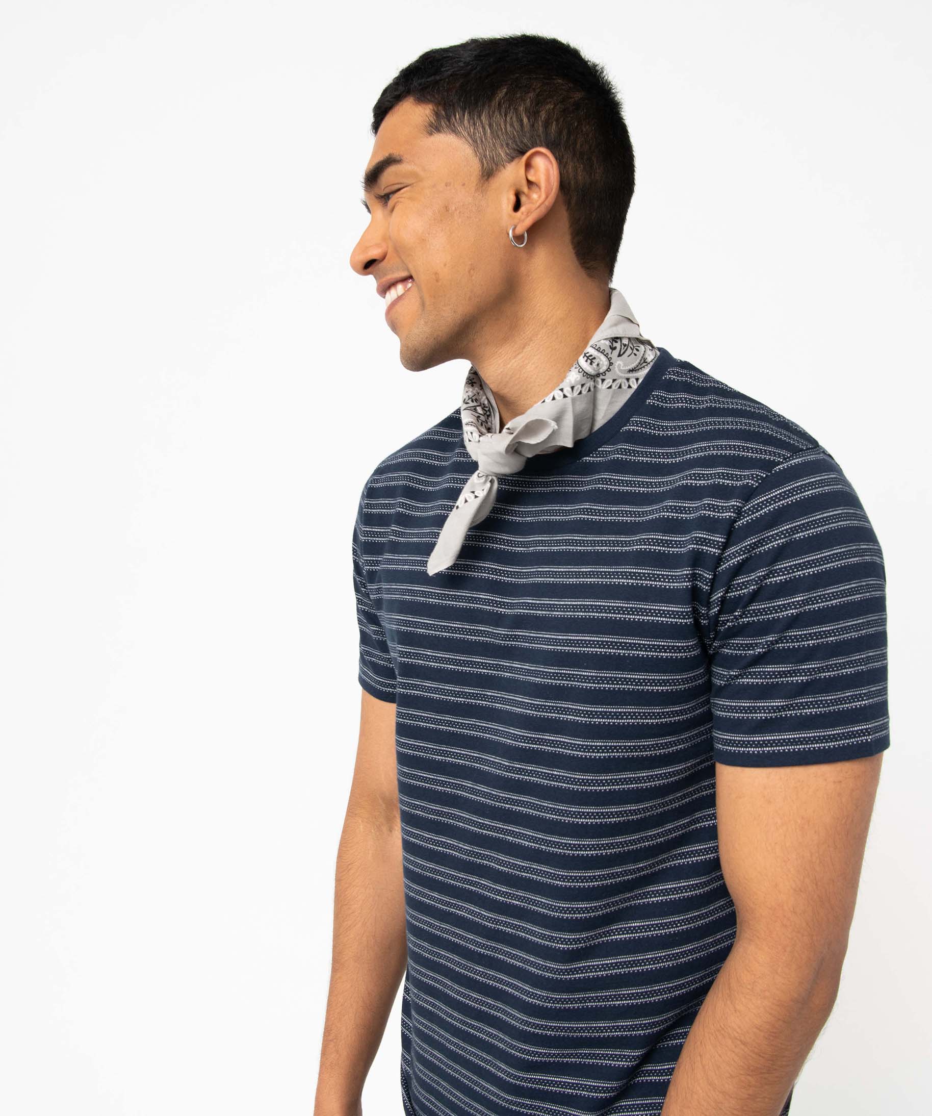 Tee-shirt homme à manches courtes et rayures fantaisie raye | GEMO