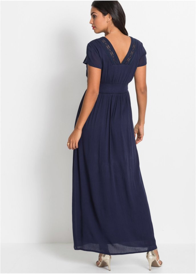Sommer-Maxikleid mit Spitze