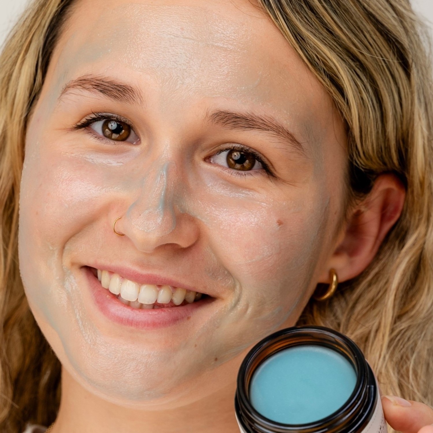 „Evolve Organic Beauty“ mėlynojo bitkrėslės grožio balzamas