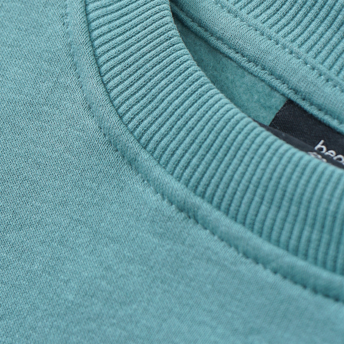 Mädchen Sweatshirt im Cropped-Look