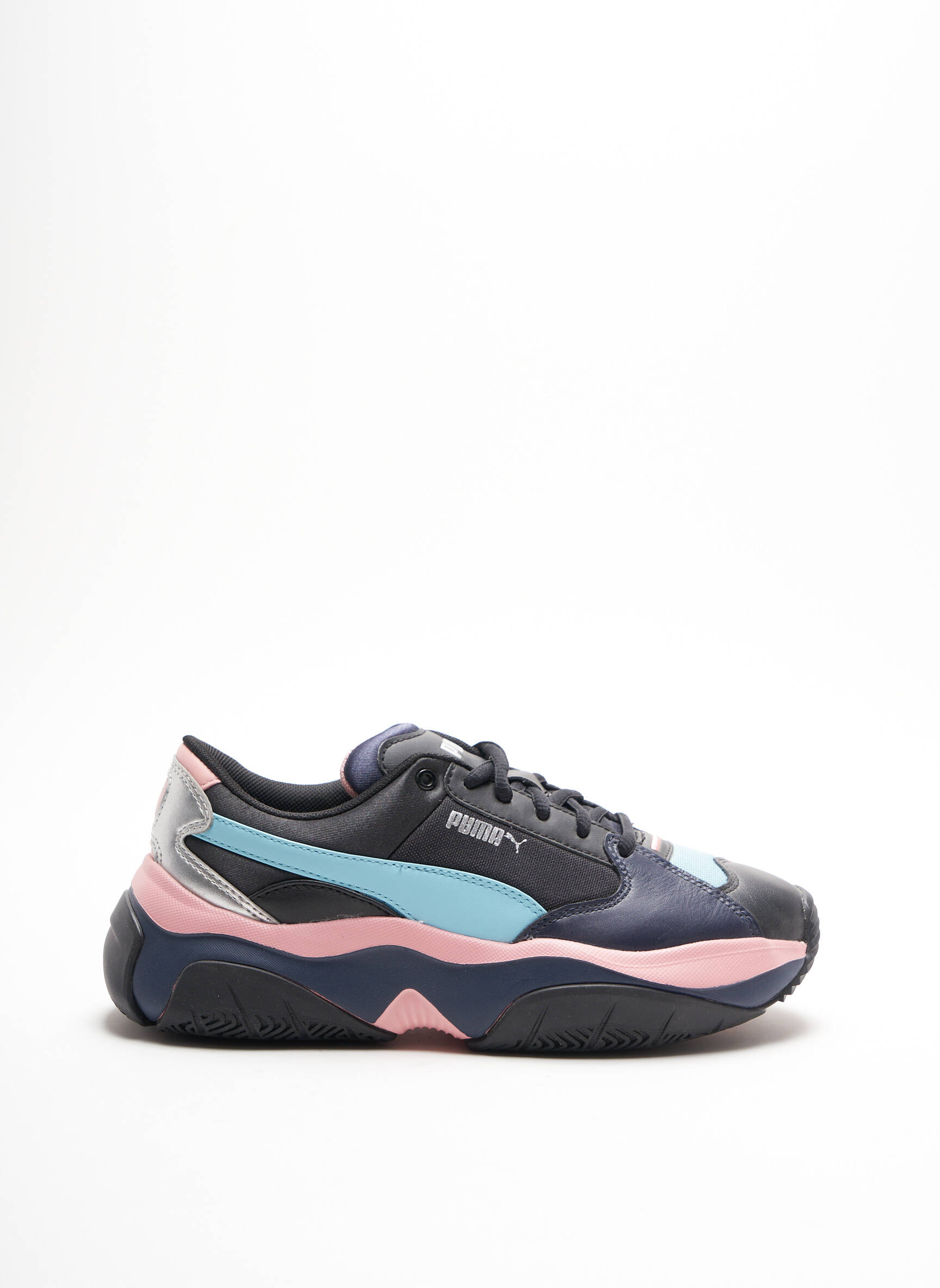 Puma Baskets Femme couleur noir