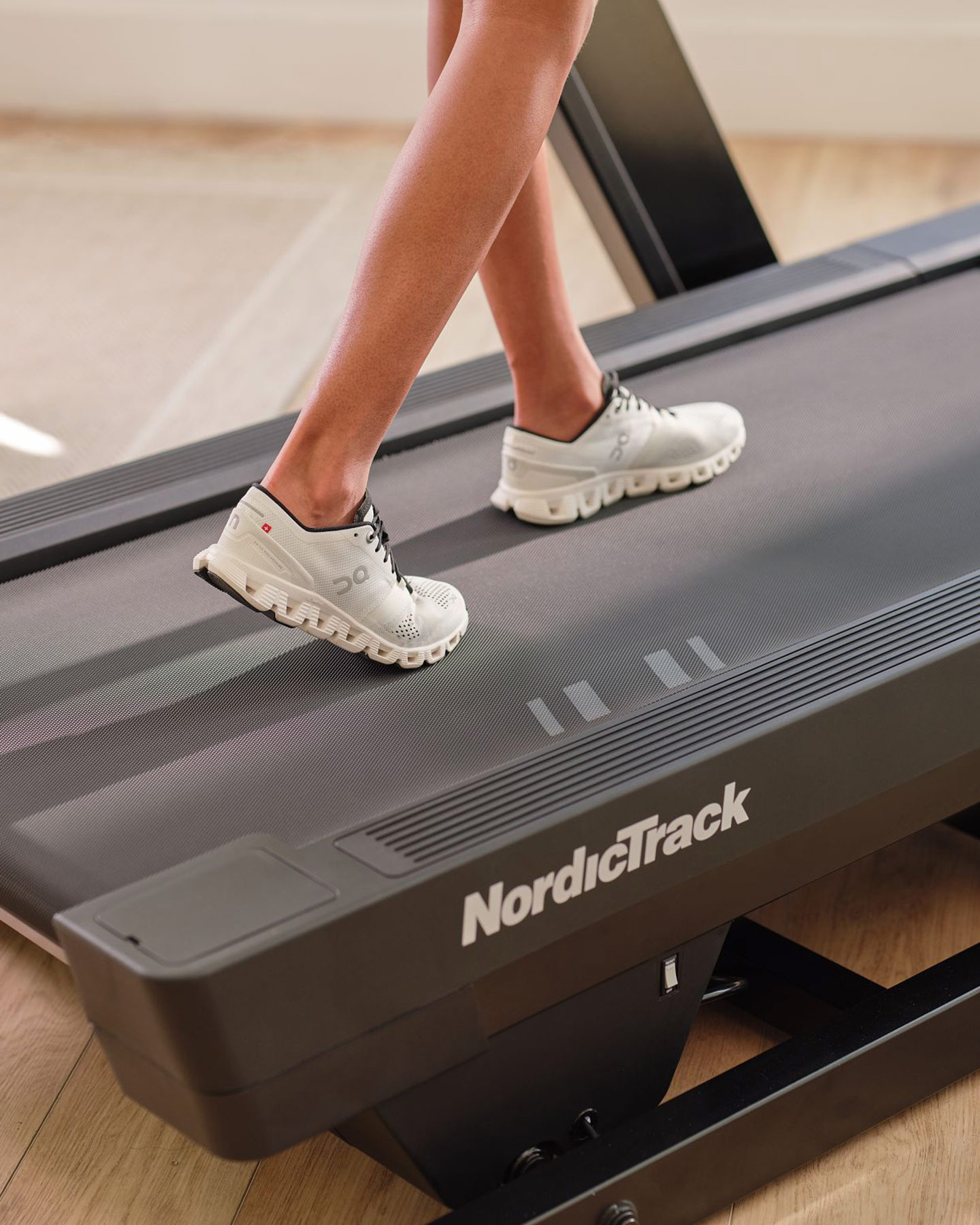 Nordictrack loopband X24 + IFIT Pro jaarabonnement NTL39225-INT + IFIT1
