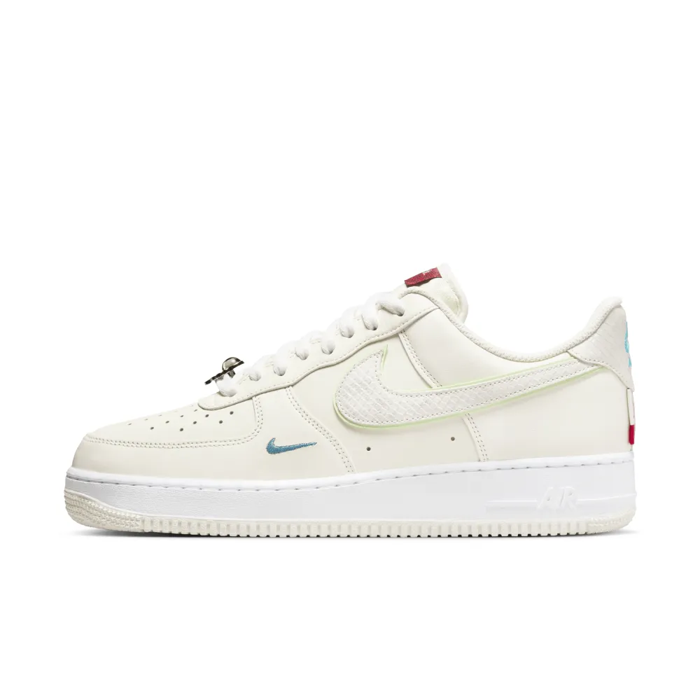 Nike Air Force 1 FZ5052 131 / weiss