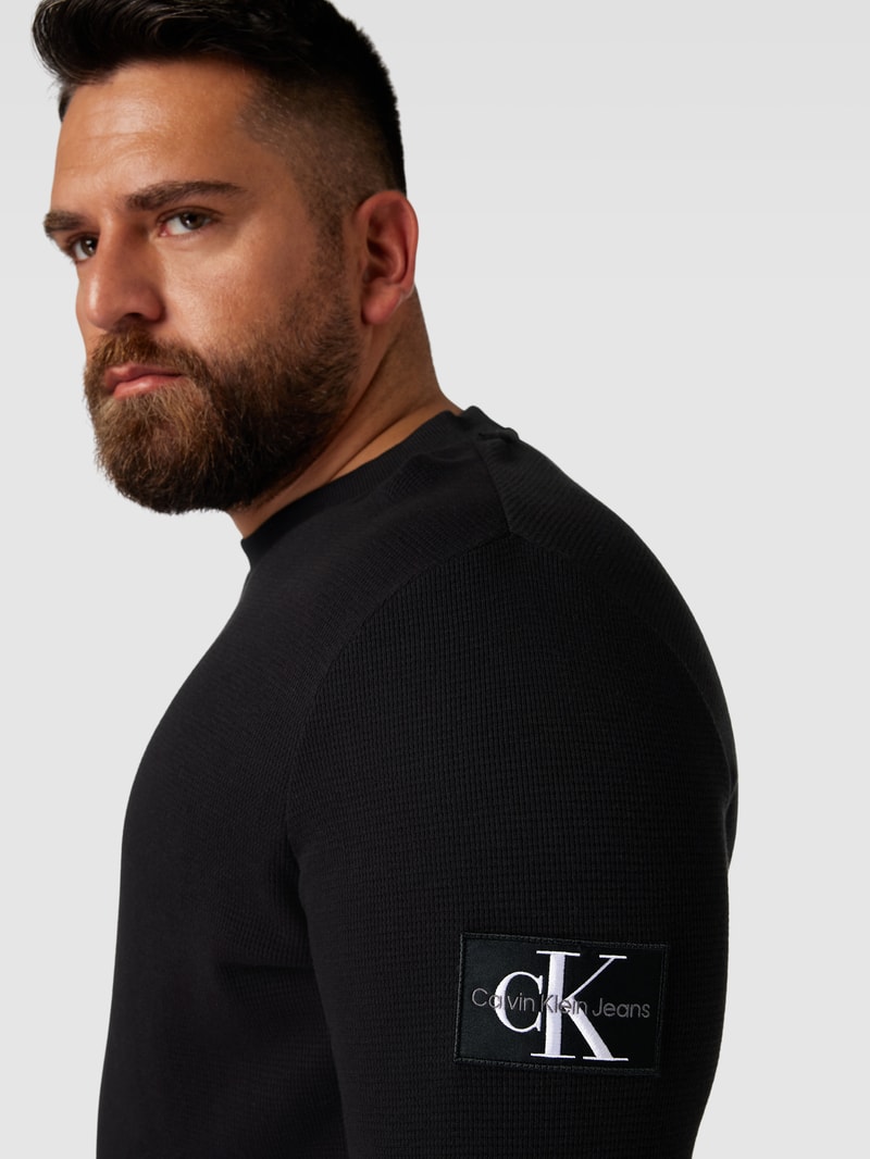 PLUS SIZE Longsleeve mit Motiv-Print in schwarz