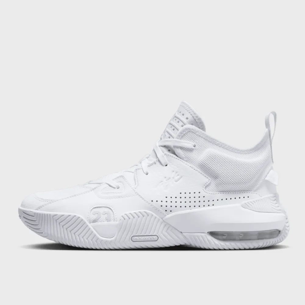 NIKE JORDAN Stay Loyal 2 DQ8401-102 / weiss