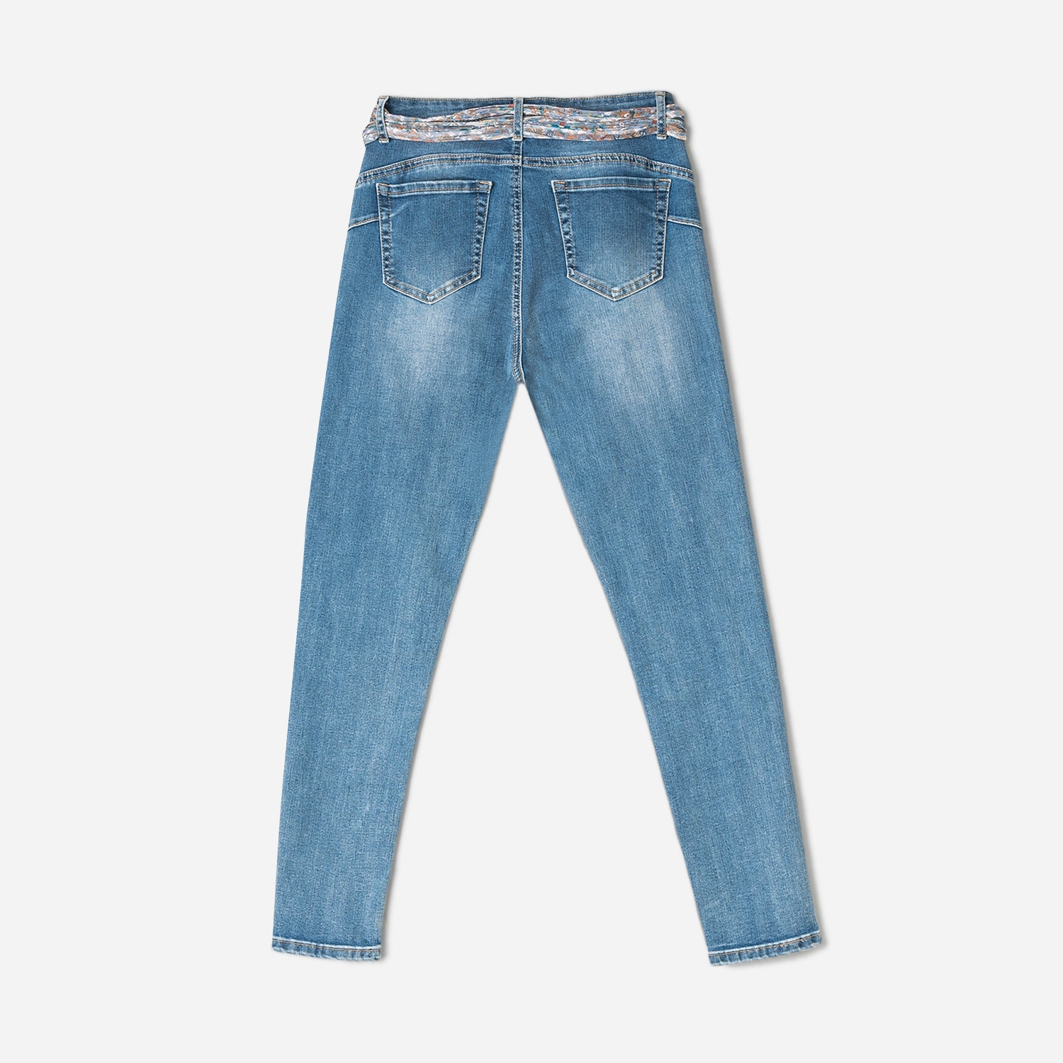 Jean slim TEXTO bleu délavé avec ceinture-foulard