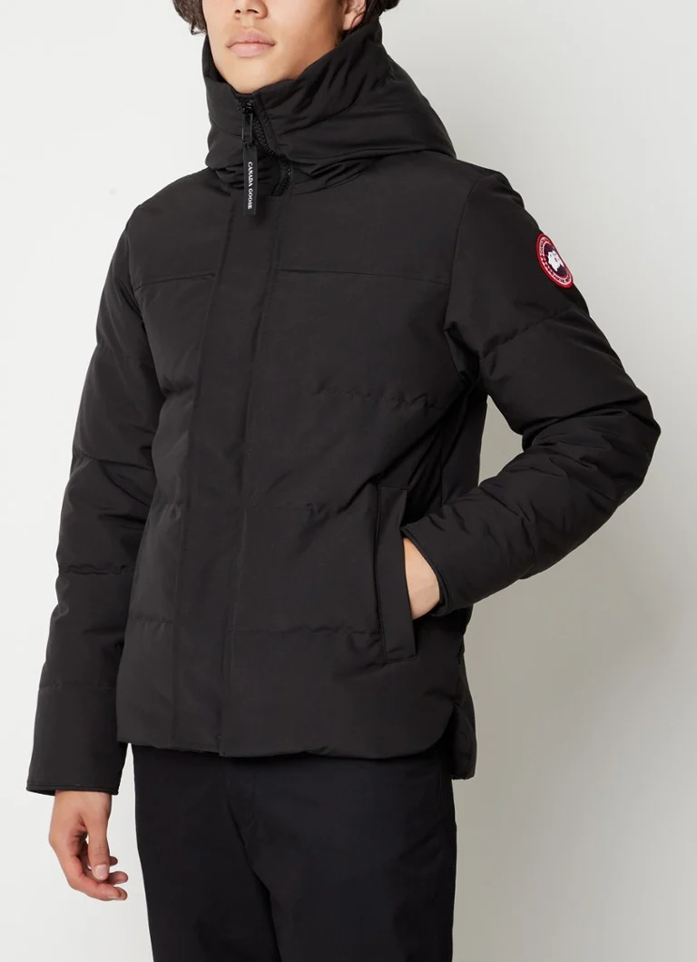 Canada Goose MacMillan prošivena parka s punjenjem od paperja i kapuljačom