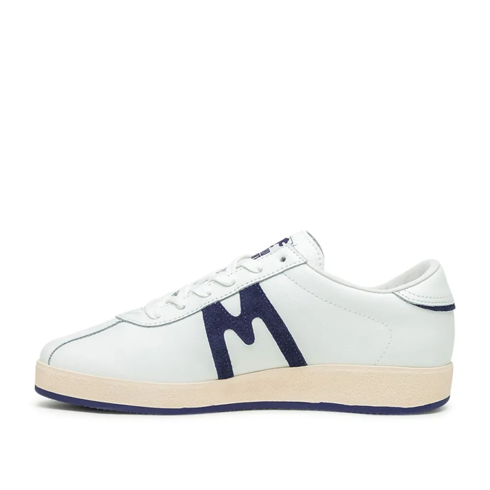 Karhu Trampas F809012 / weiss