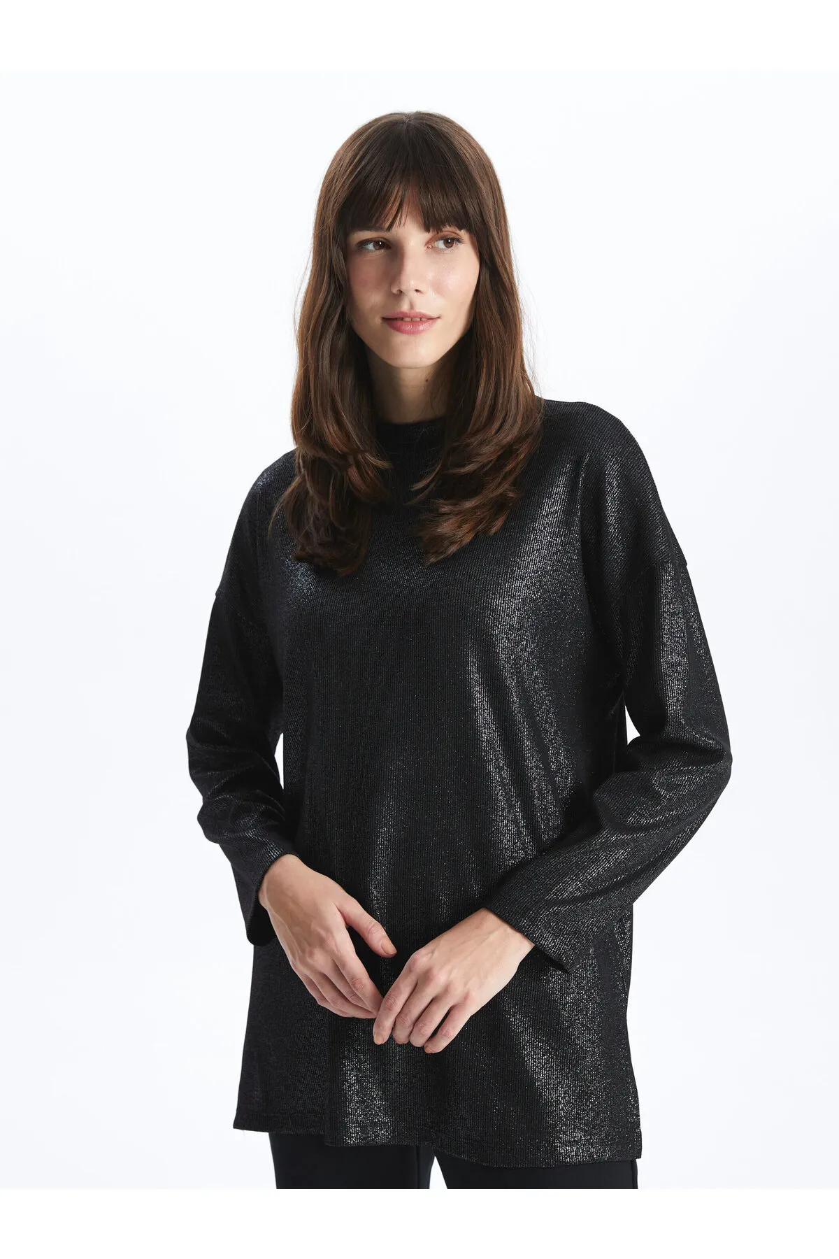 LC Waikiki  Langarm-Damentunika mit Rundhalsausschnitt und hellem Look