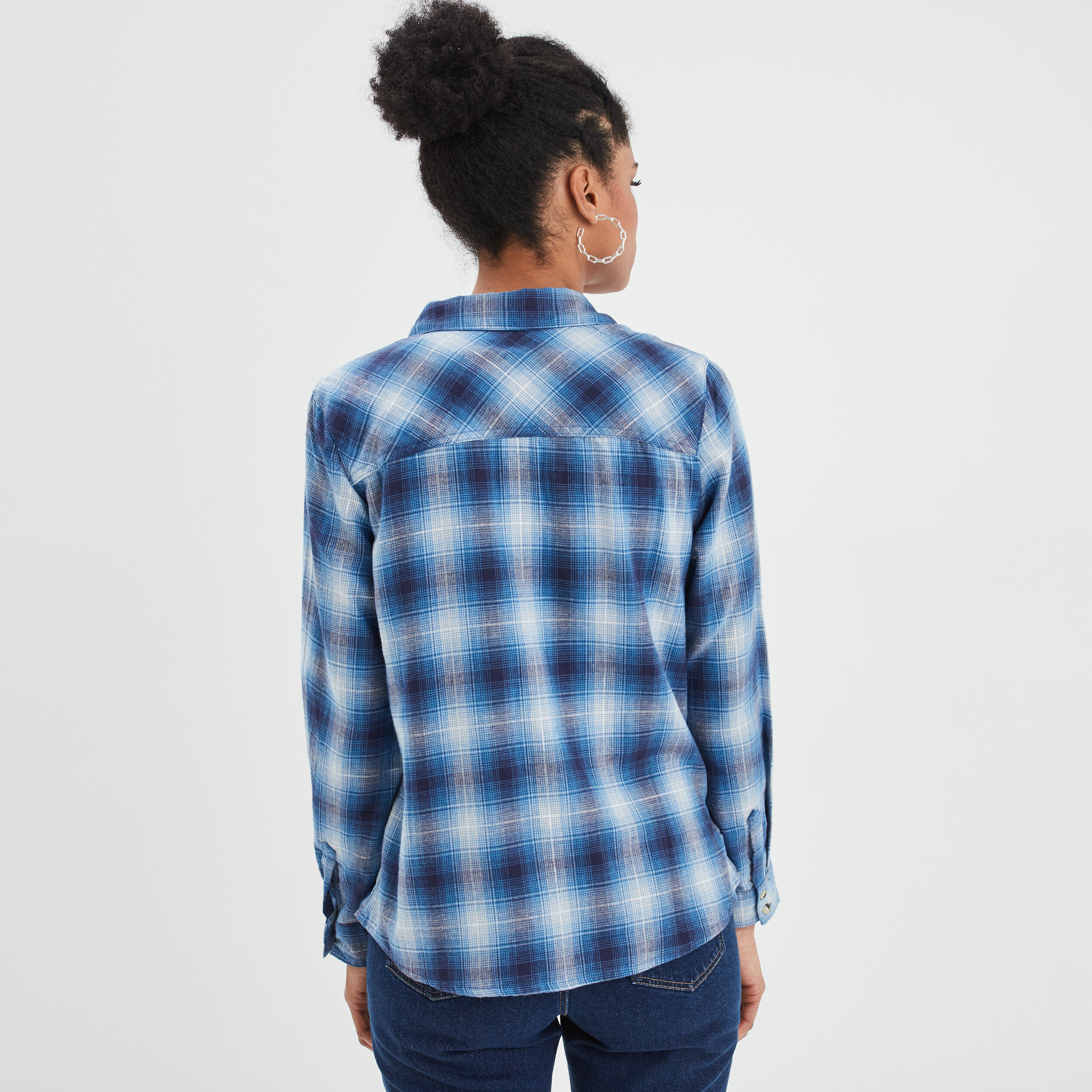 Chemise manches longues avec poches bleu femme | La Halle