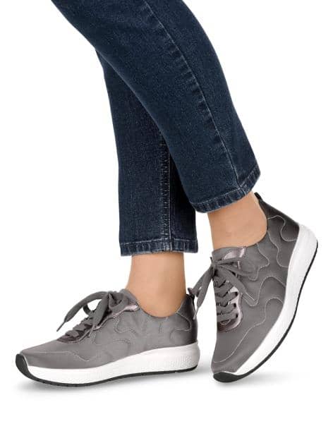 Sportschuh