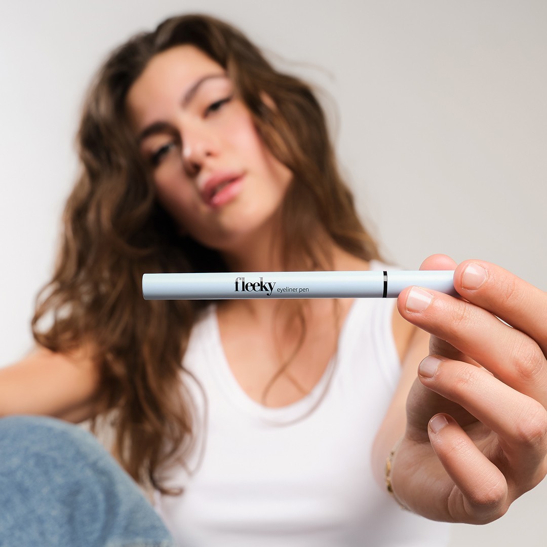 Fleeky Black Eyeliner Pen – Dyp linje for et dramatisk utseende