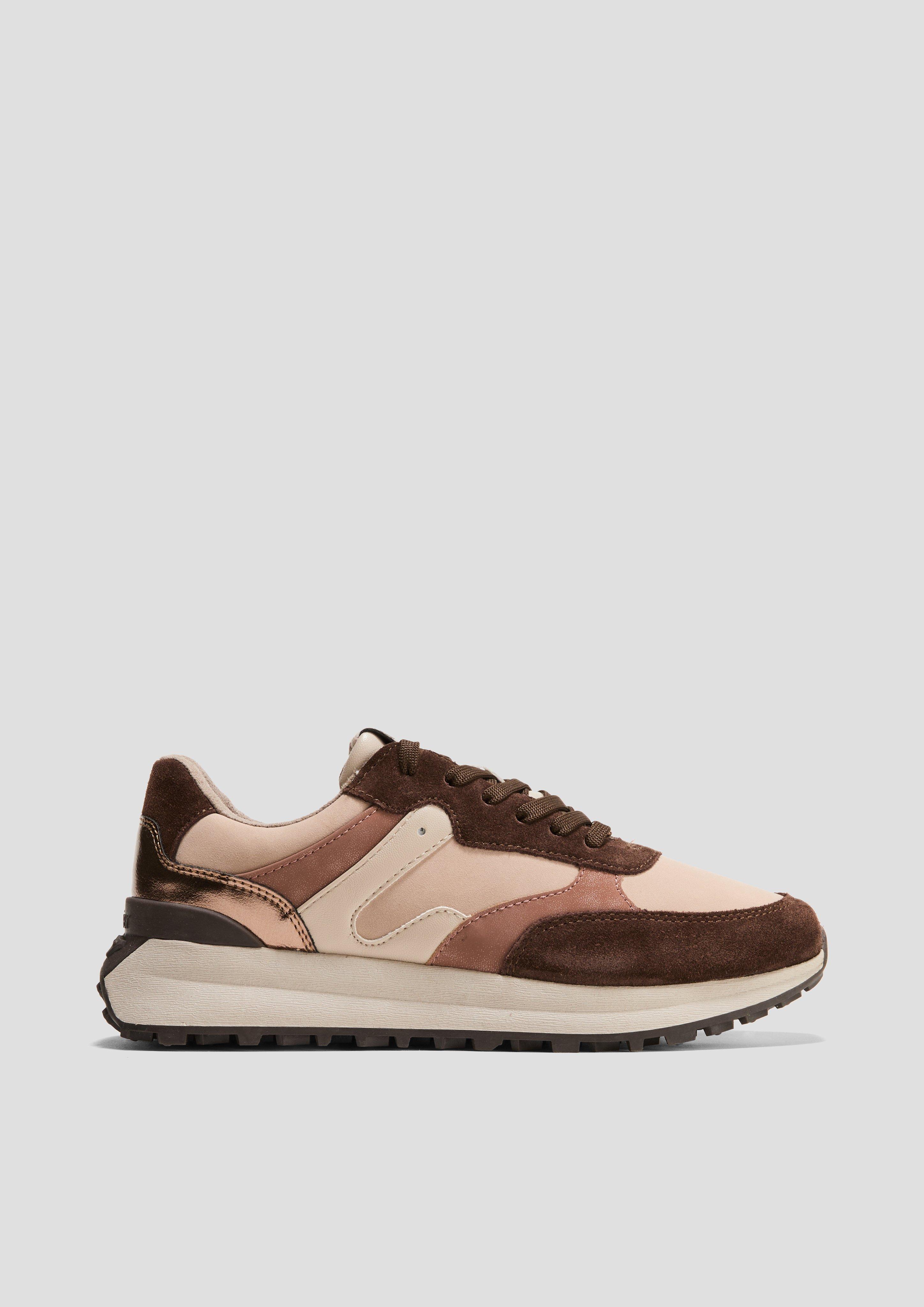 Sneaker mit Kontrast-Details  6008275-339