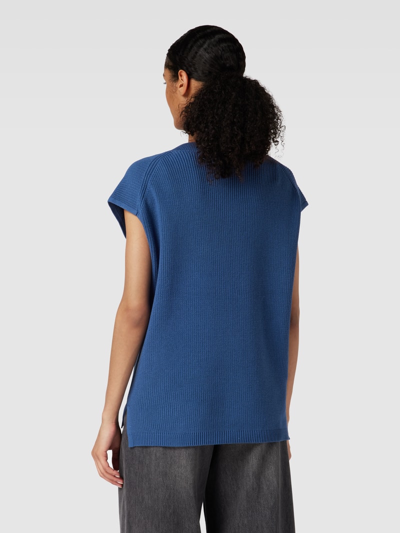 Strickpullover mit V-Ausschnitt in jeans