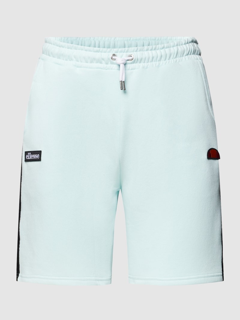 Sweatshorts mit Kontraststreifen und Label-Detail Modell 'LATION' in hellblau