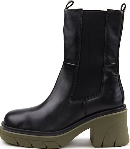 Another A Chelsea Boot