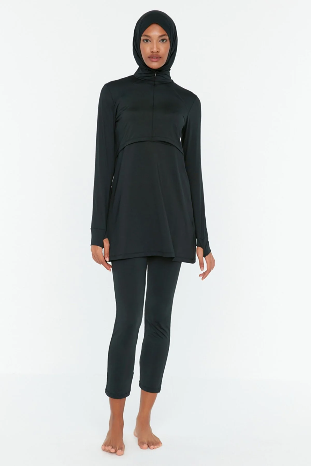 Trendyol Modest  Schwarzes, langärmliges Performance-Strick-4-teiliges Badeanzug-Set TCTSS22CF0012
