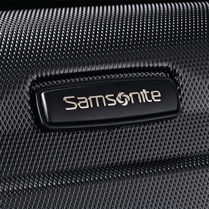 <div><h3 >About Samsonite</h3><p>Samsonite&rsquo;s not just in the business of making luggage, we&rsquo;re in the business of building confidence. Confidence that when you step off the curb, your luggage wheel isn't going to pop off. Confidence that