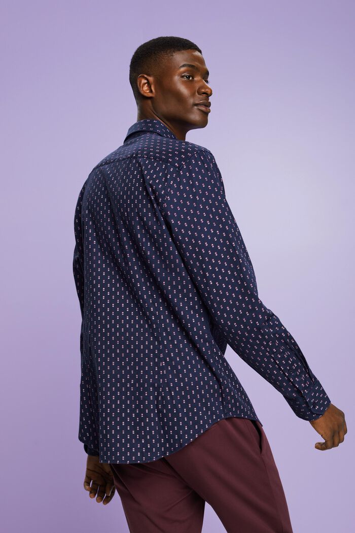 Schmal geschnittenes Twill-Hemd mit Muster