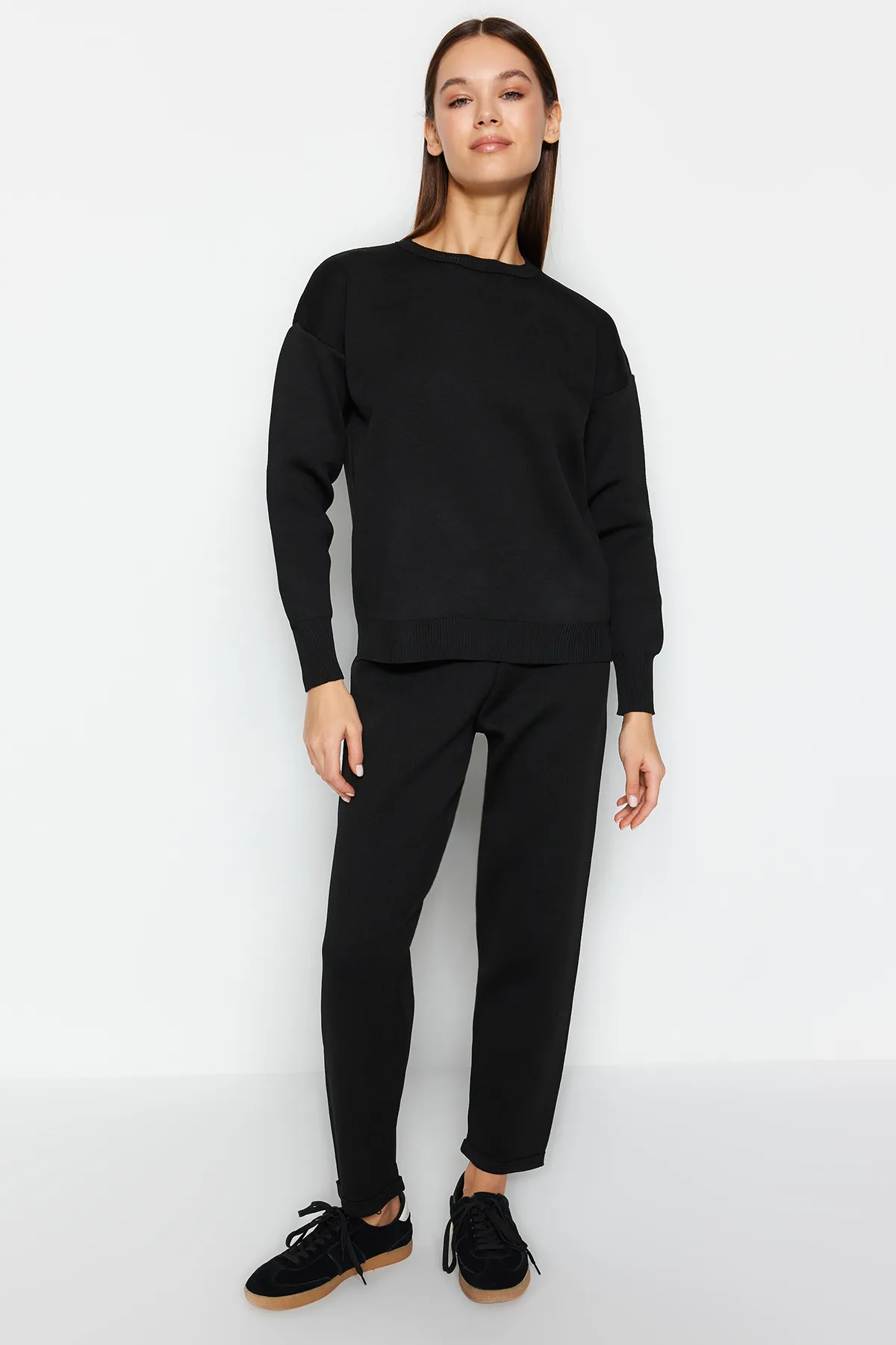Trendyol Modest  Schwarzer Pullover-Hosen-Strickwaren-Oberteil-Unterteil-Set TCTAW24US00109