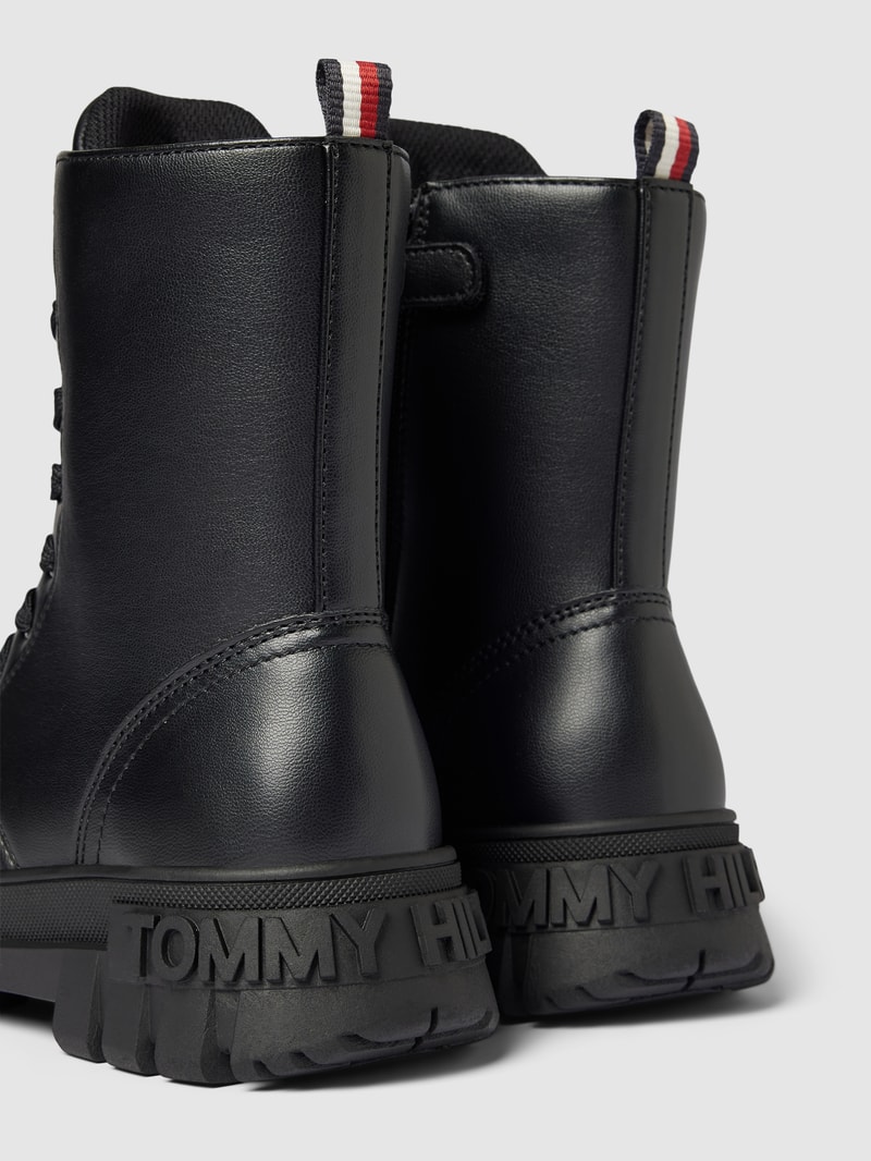 Boots mit Reißverschluss Modell 'MICHIGAN' in schwarz